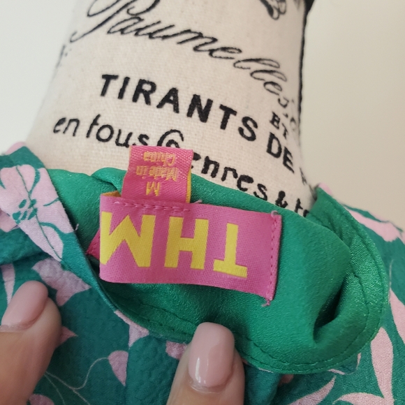 Gorgeous Floral Midi Dress-NWT - Picture 11 of 15